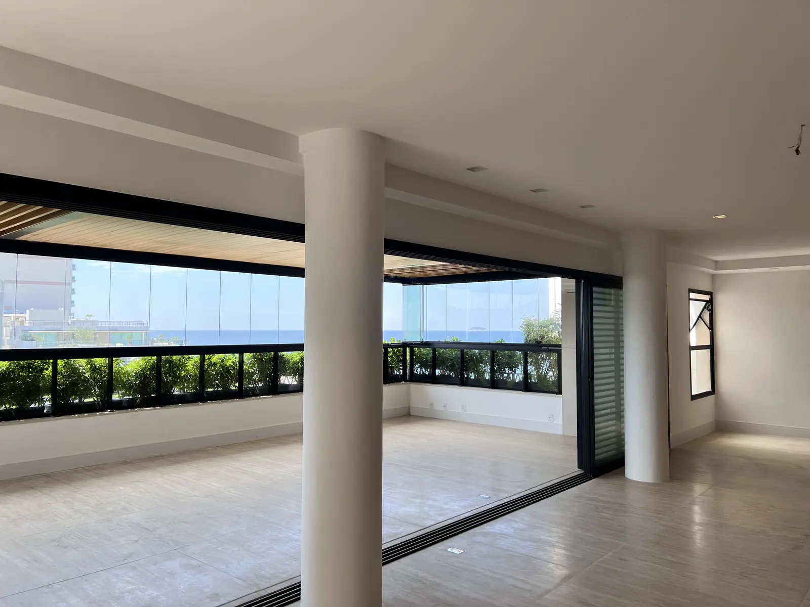 Cobertura triplex na Borges de Medeiros, 700 m² e cinco suítes — foto 2