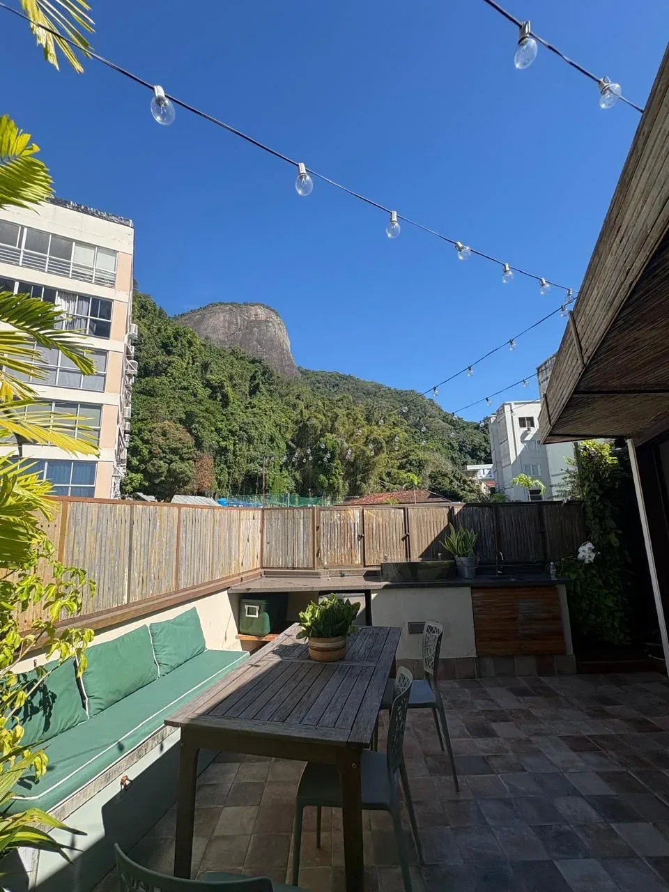 Cobertura de 194 m² na Rua Igarapava, Leblon