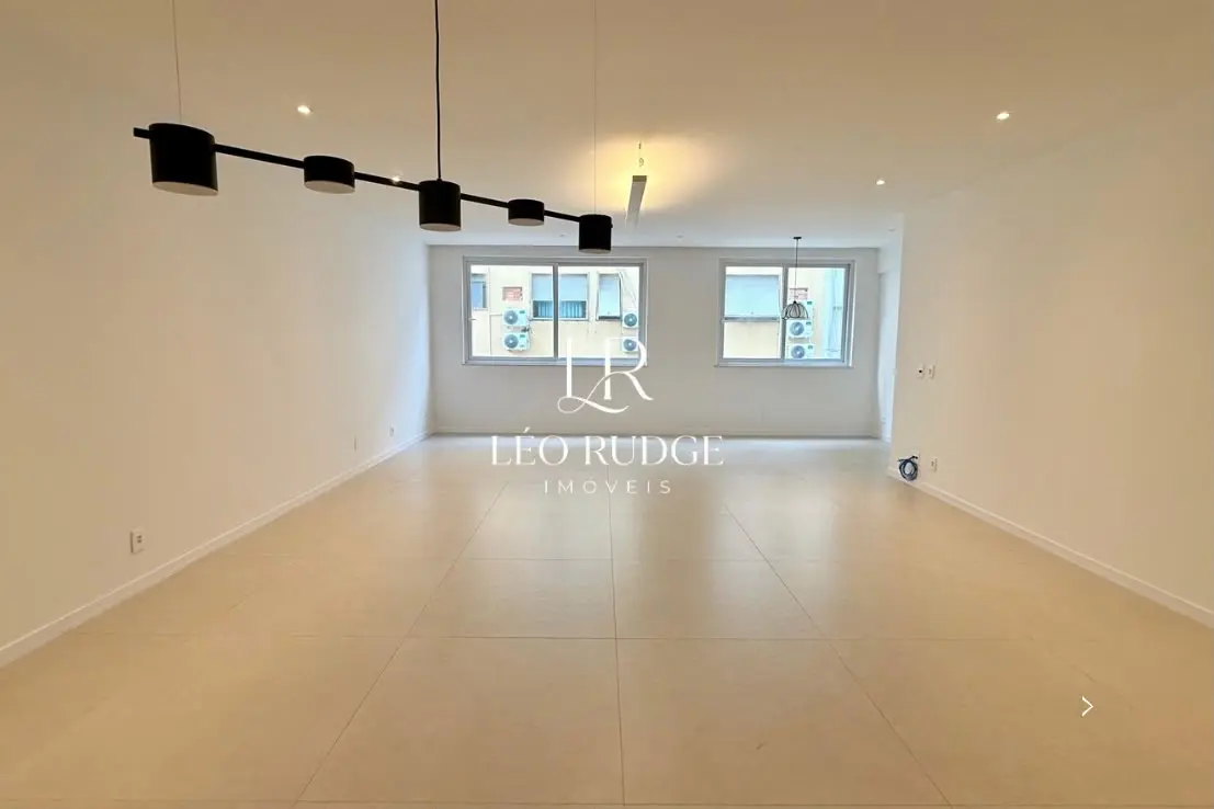 Ipanema, quadra da praia — 180 m², 3 suítes
