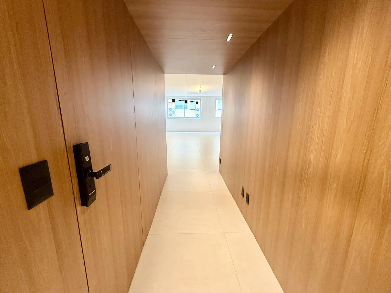 Prudente de Morais, 180 m² no coração de Ipanema — hall