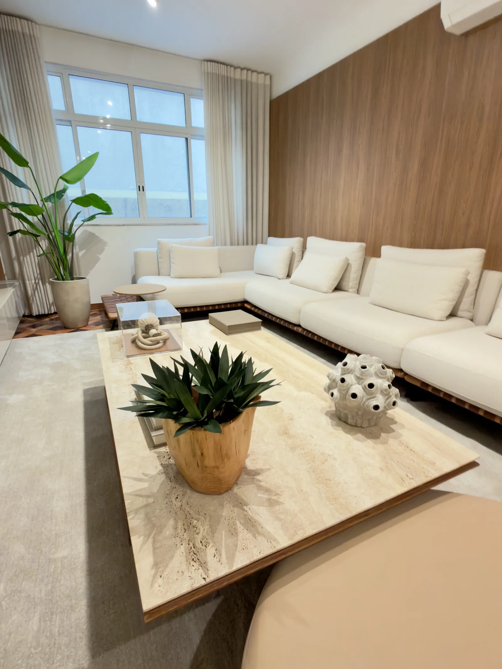Prudente de Morais, 200 m², 5 suítes — foto 2