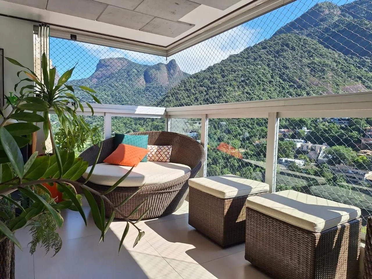 Varanda com vista para a Pedra da Gávea, Spain São Conrado